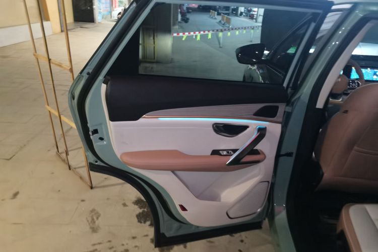 Jetour X70 C-DM 2025 #28 Jetour X70 C-DM 2025 car image #28