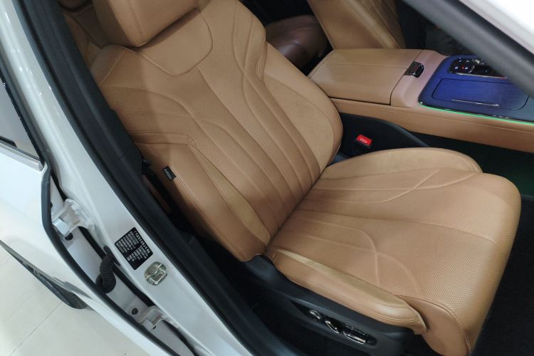 GAC Trumpchi ES9 2023 #28 GAC Trumpchi ES9 2023 car image #28