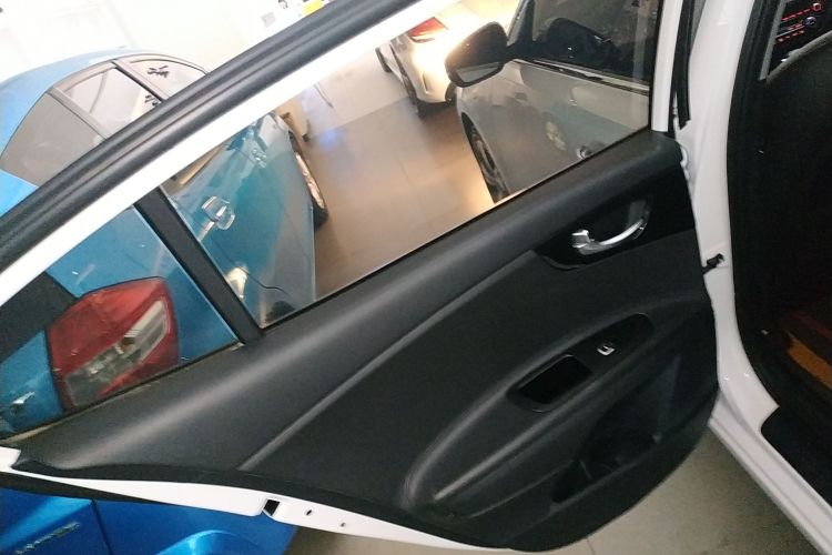 起亚 凯绅 2018 汽车图片 #28