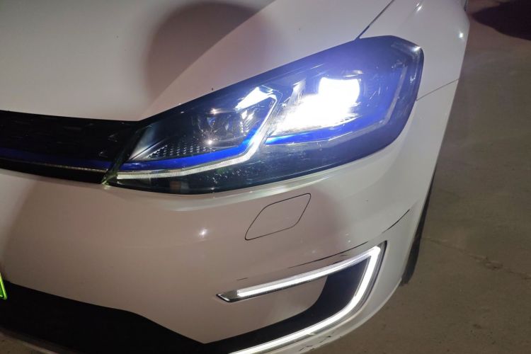 Volkswagen Golf Pure Electric 2021 #28 Volkswagen Golf Pure Electric 2021 image de voiture #28