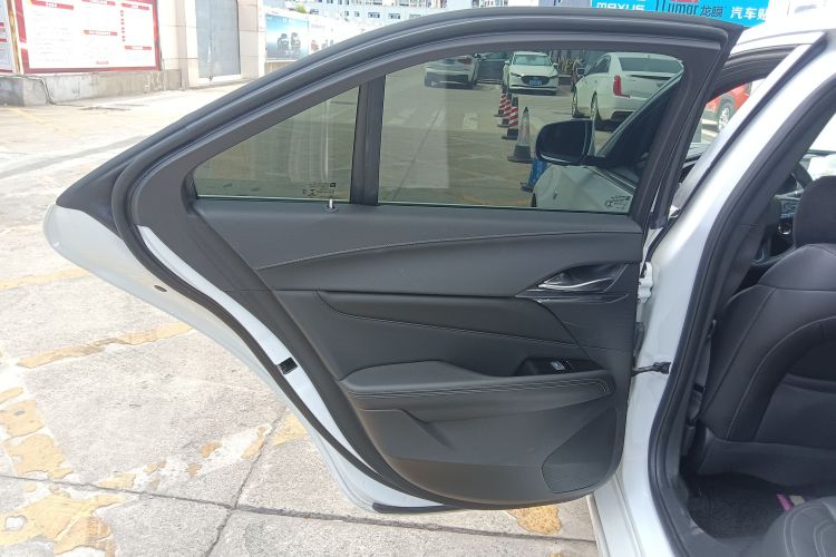 凯迪拉克 凯迪拉克CT4 2023 汽车图片 #28