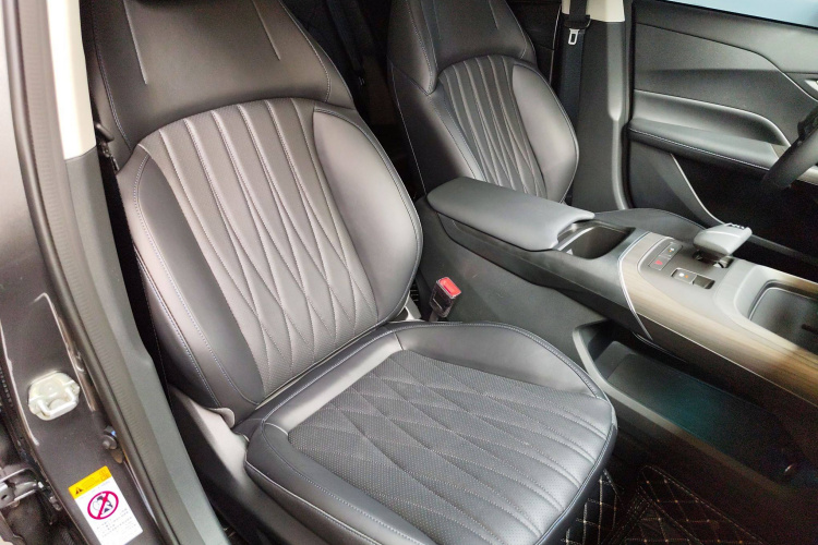 Changan Lamore 2023 #28 Changan Lamore 2023 car image #28