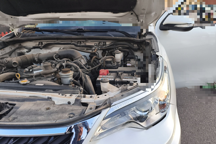 Toyota Fortuner 2017 immagine di auto #28