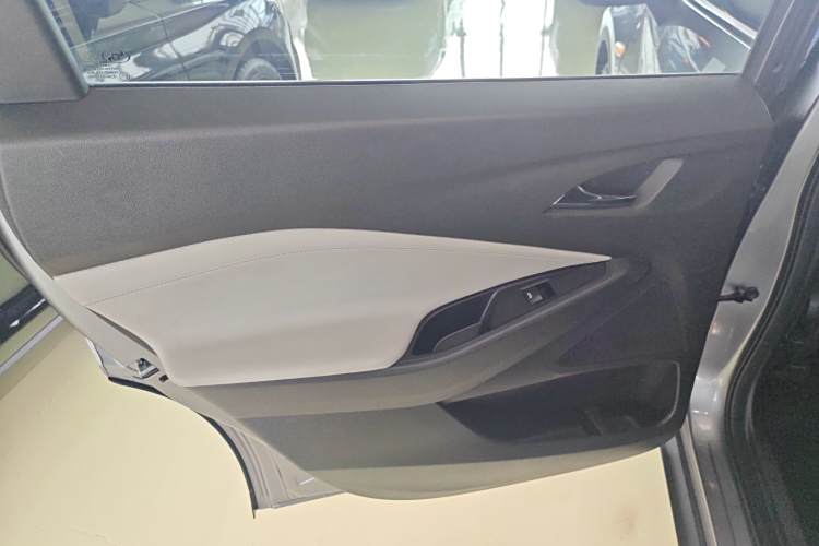 Chevrolet Orlando 2019 #28 Chevrolet Orlando 2019 car image #28