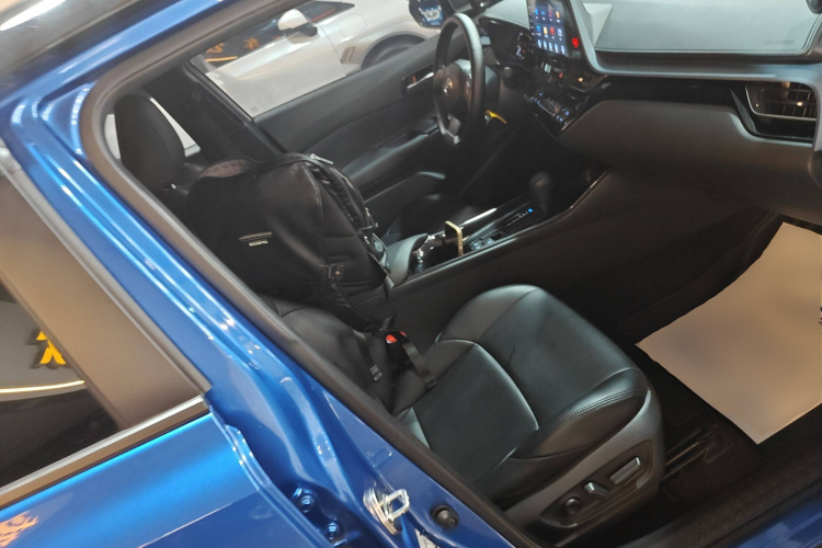 Toyota Izoa 2022 immagine di auto #28