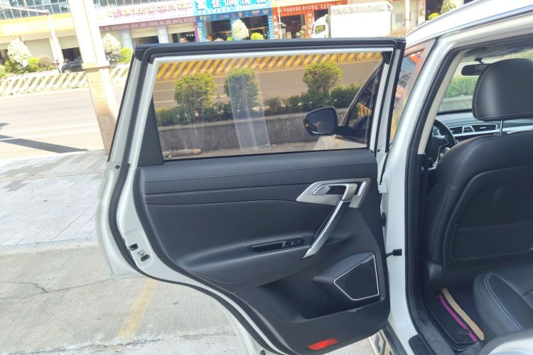 GEELY Boyue 2018 car image #28