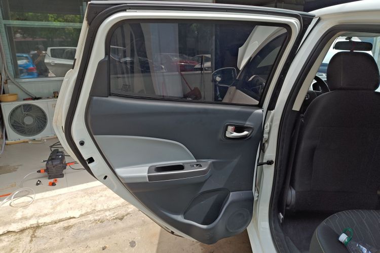 Changan BenBen E-Star 2021 #28 Changan BenBen E-Star 2021 car image #28