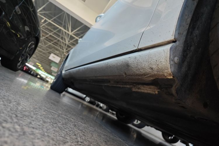 Volkswagen Golf Pure Electric 2020 car image #28