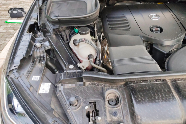 Mercedes-Benz GLE Class New Energy 2023 car image #28