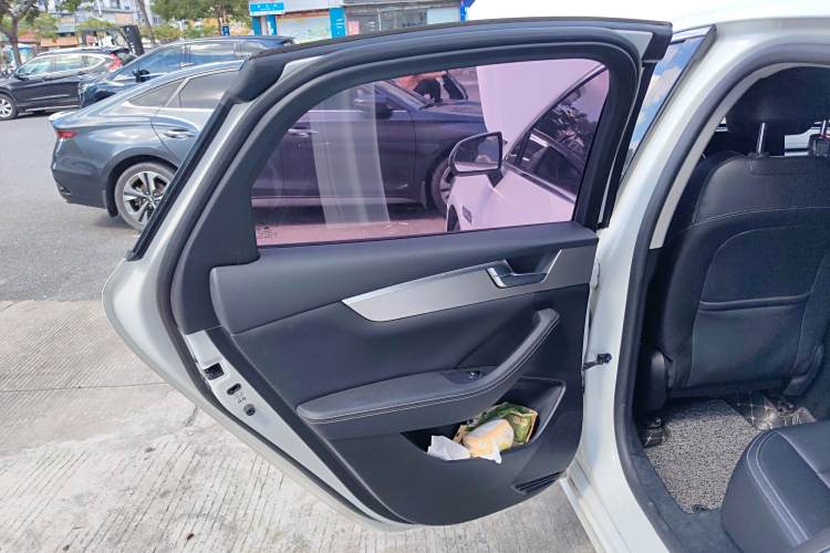 BYD Qin Pro 2019 #28 BYD Qin Pro 2019 car image #28