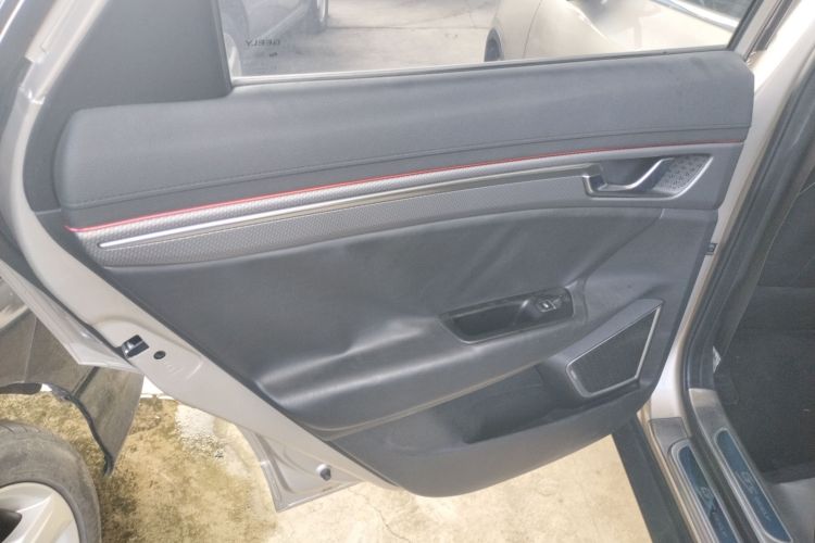 GEELY Emgrand GSe 2017 #28 GEELY Emgrand GSe 2017 car image #28