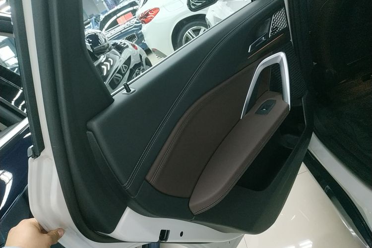 BMW iX1 2023 #28 BMW iX1 2023 imagem de carro #28