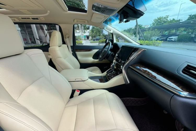 丰田 埃尔法 2022 汽车图片 #28