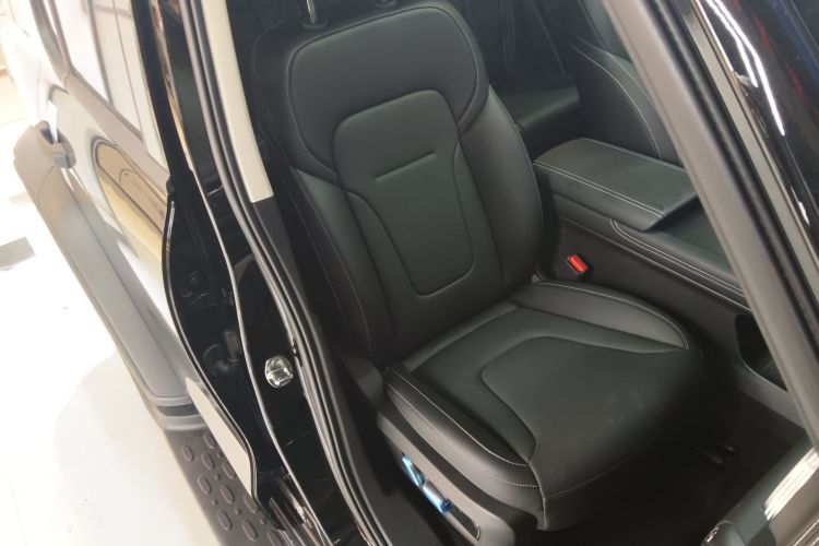 Tank 300 New Energy 2025 car image #28