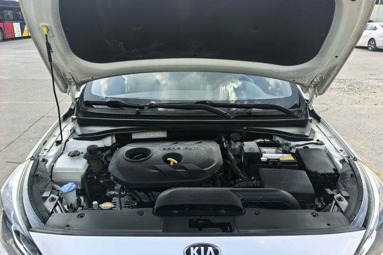 起亚 起亚K4 2016 汽车图片 #28