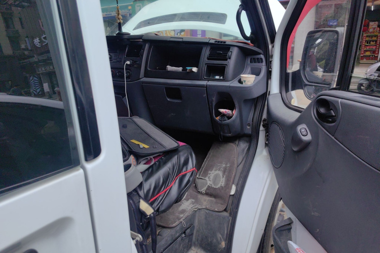 Ford New Transit 2017 car image #28