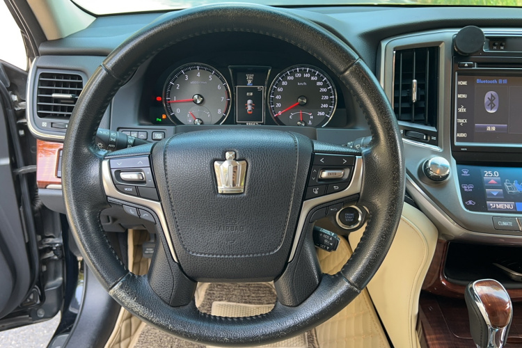 丰田 皇冠 2016 汽车图片 #28