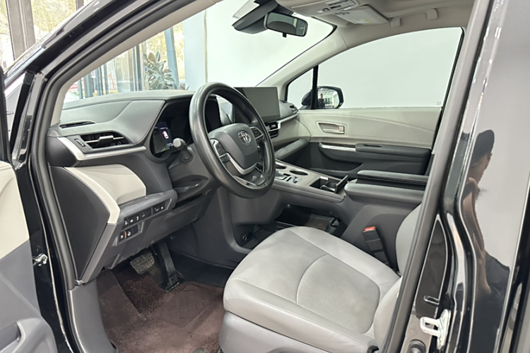 Toyota Granvia 2023 #28 Toyota Granvia 2023 immagine di auto #28