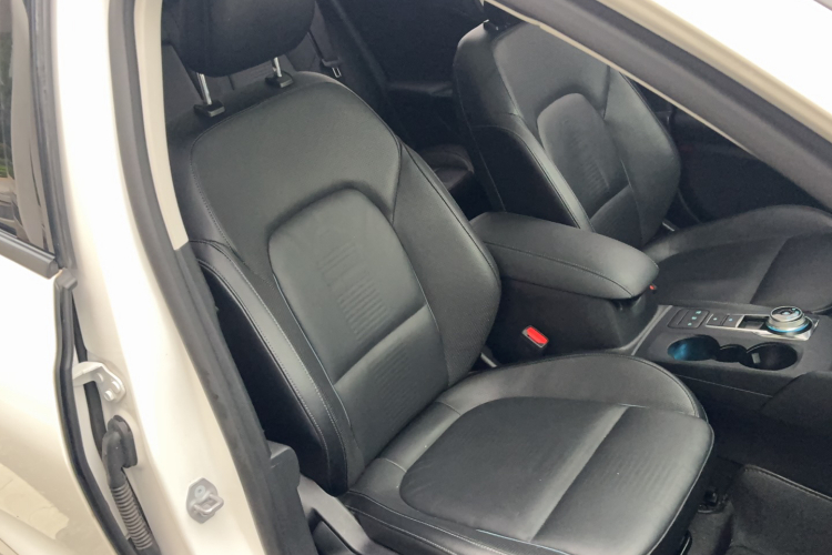 Ford Focus Active 2019 imagem de carro #28