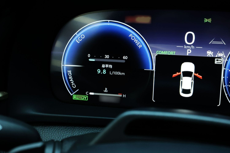 Toyota Crown 2023 immagine di auto #28