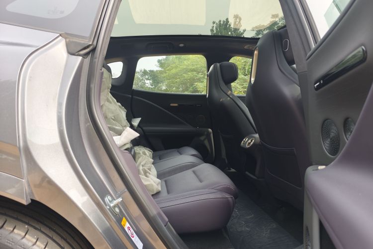 Avatr 07 2025 car image #28