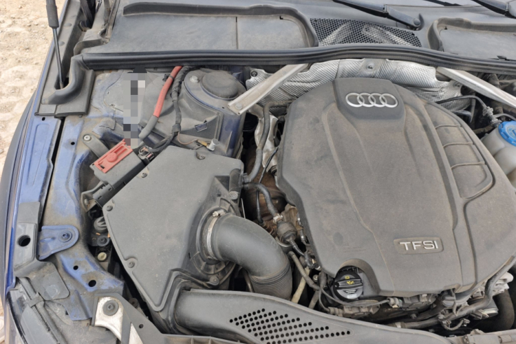 Audi A4 2017 car image #28