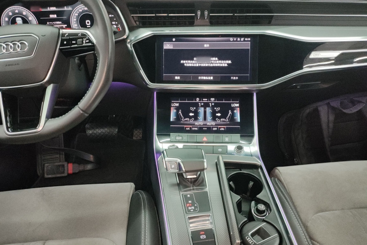 Audi A6 2021 car image #28