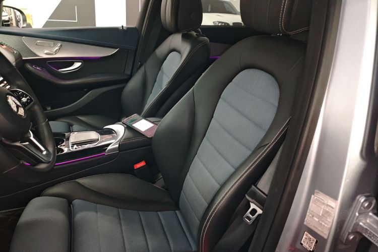 Mercedes-Benz EQC Class 2022 car image #28