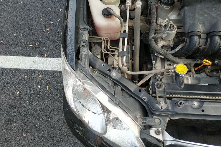 BYD F3R 2018 #28 BYD F3R 2018 car image #28