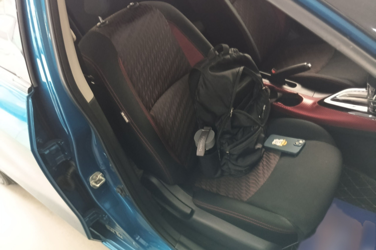 日产 蓝鸟经典 2019 汽车图片 #28