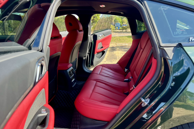 BMW 4 Series 2022 #28 BMW 4 Series 2022 car image #28