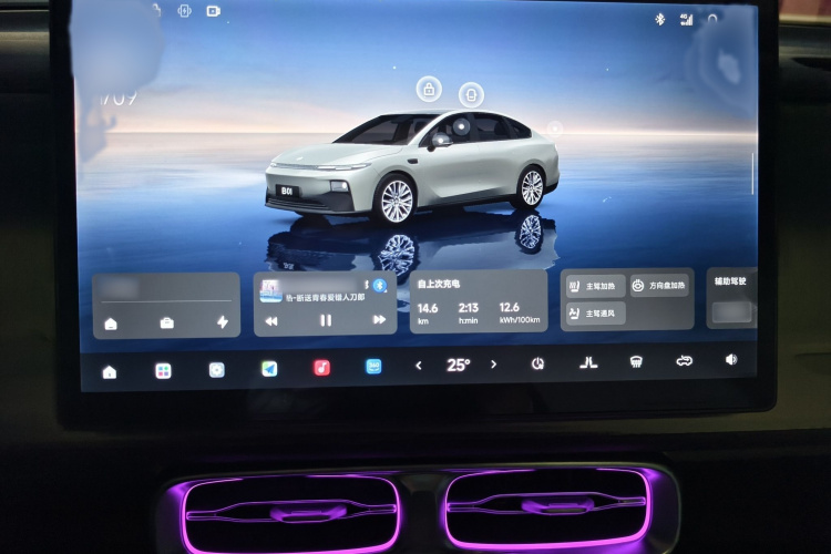 零跑汽车 零跑B01 2025 汽车图片 #28