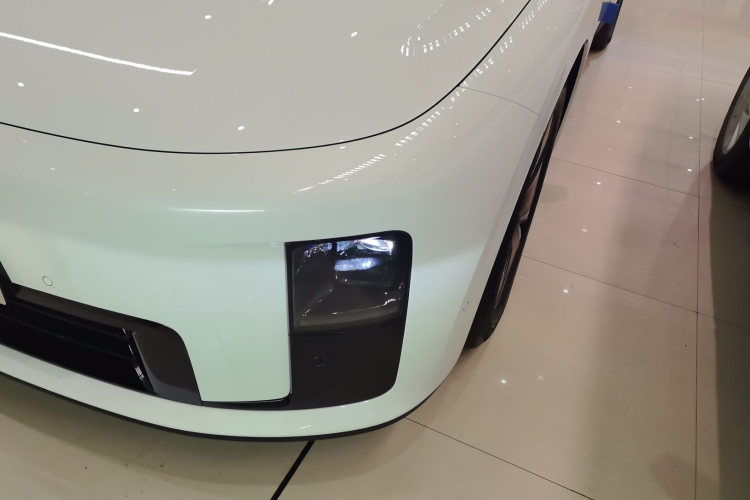 Li i8 2025 изображение автомобиля #28