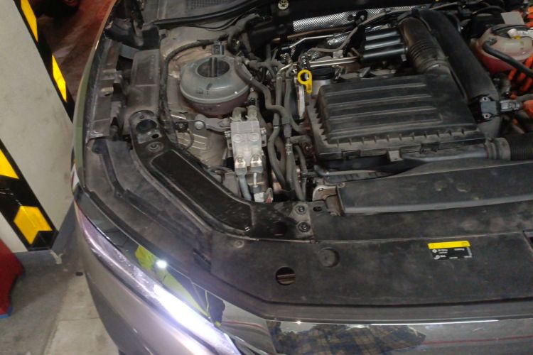 Volkswagen Passat New Energy 2019 #28 Volkswagen Passat New Energy 2019 صورة سيارة #28