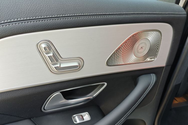 Mercedes-Benz GLE AMG 2024 #28 Mercedes-Benz GLE AMG 2024 изображение автомобиля #28