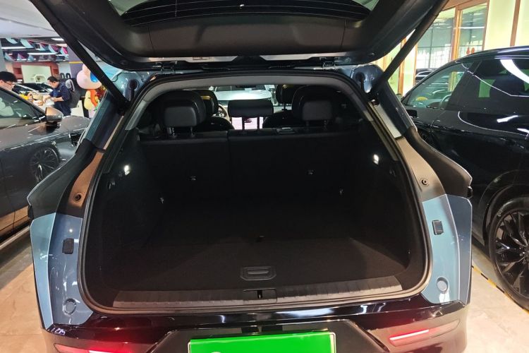 Zeekr 7X 2024 car image #28