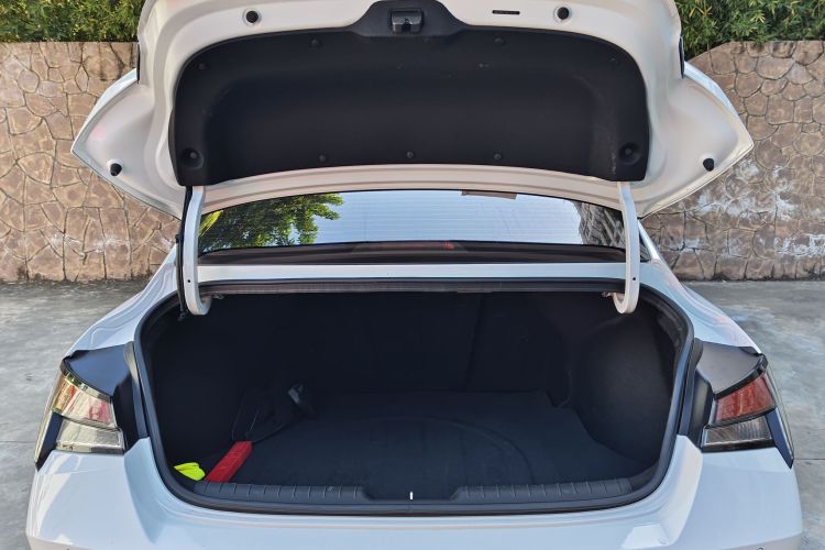 现代 伊兰特 2021 汽车图片 #28