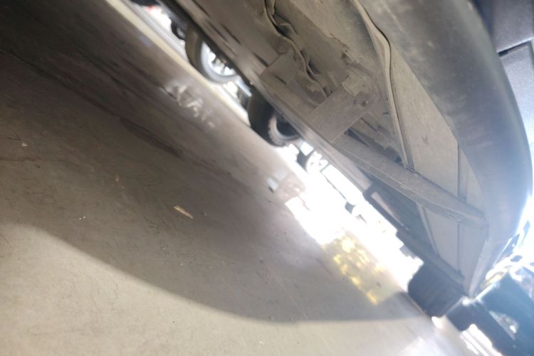 Toyota bZ4X 2023 immagine di auto #28