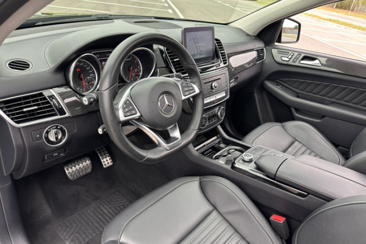 Mercedes-Benz GLE Coupe AMG 2017 #28 Mercedes-Benz GLE Coupe AMG 2017 car image #28