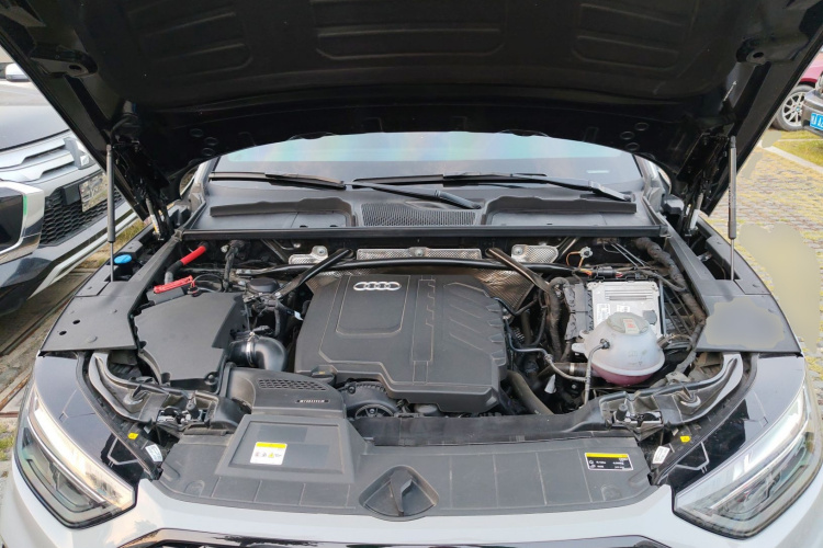 Audi Q5L Sportback 2023 #28 Audi Q5L Sportback 2023 immagine di auto #28