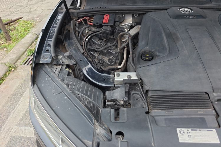 Volkswagen Touareg 2019 car image #28