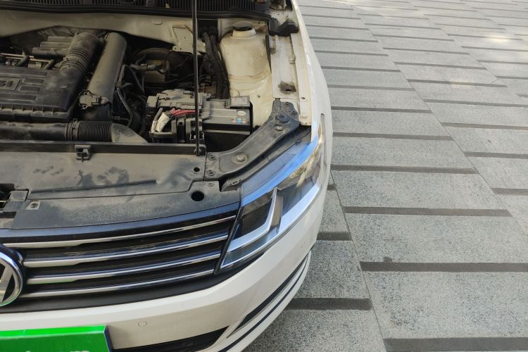 Volkswagen Gran Lavida 2018 immagine di auto #28