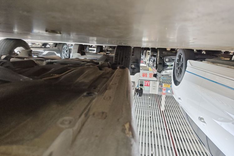 Volkswagen Gran Lavida 2018 immagine di auto #28