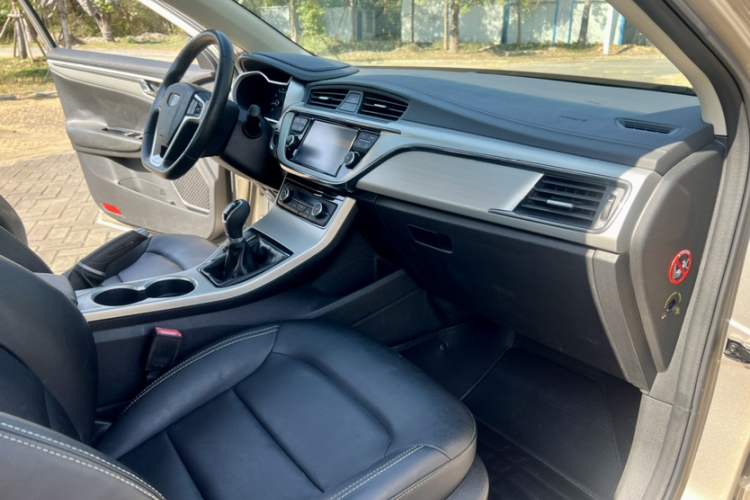 GEELY Emgrand GL 2016 #28 GEELY Emgrand GL 2016 car image #28