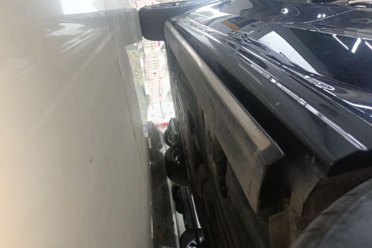 BMW X6 2022 car image #28