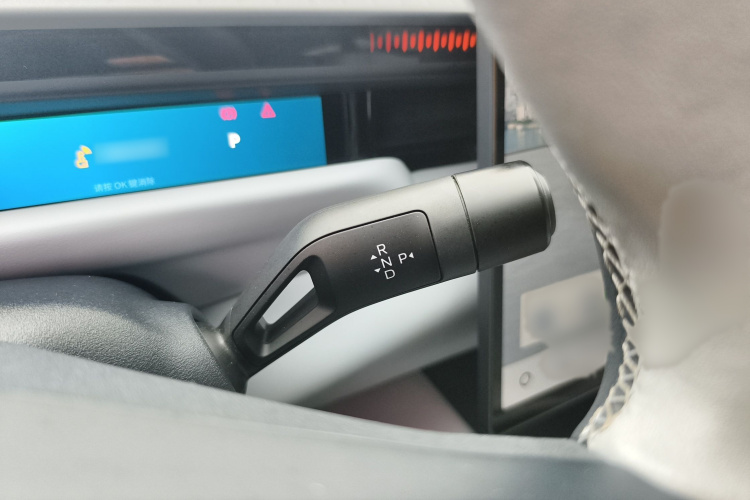 Lynk & Co 2024 immagine di auto #28