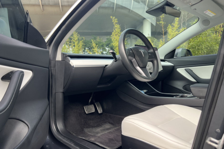 特斯拉 Model 3(进口) 2019 汽车图片 #28