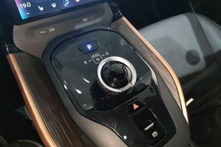 Toyota bZ3 2023 #28 Toyota bZ3 2023 immagine di auto #28