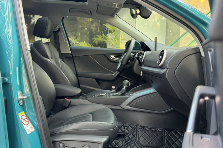 Q2L 2022 car image #28