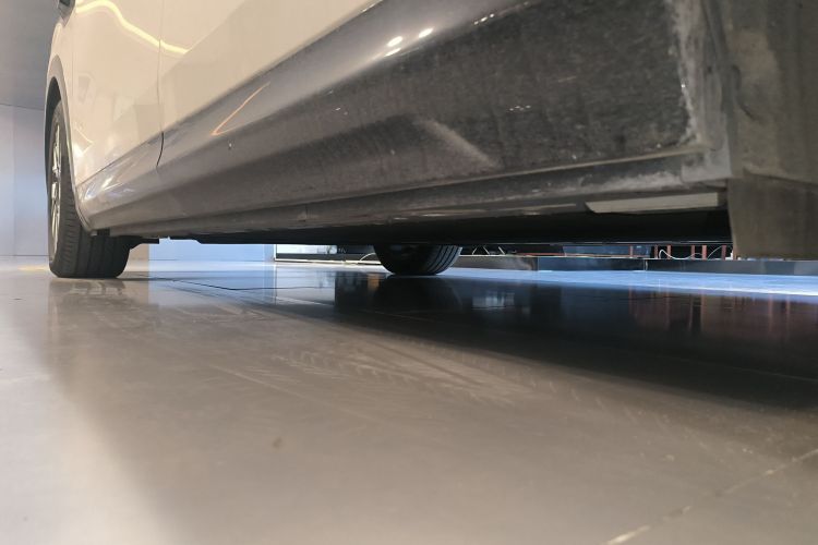 极氪 极氪MIX 2024 汽车图片 #28